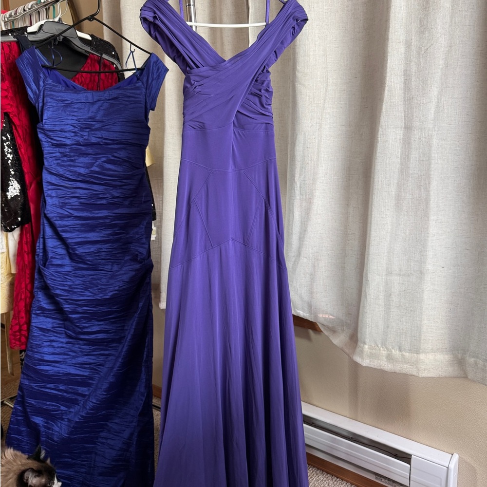 NWT BCBGMaxAzria Fall 2011 Persian Blue knit gown